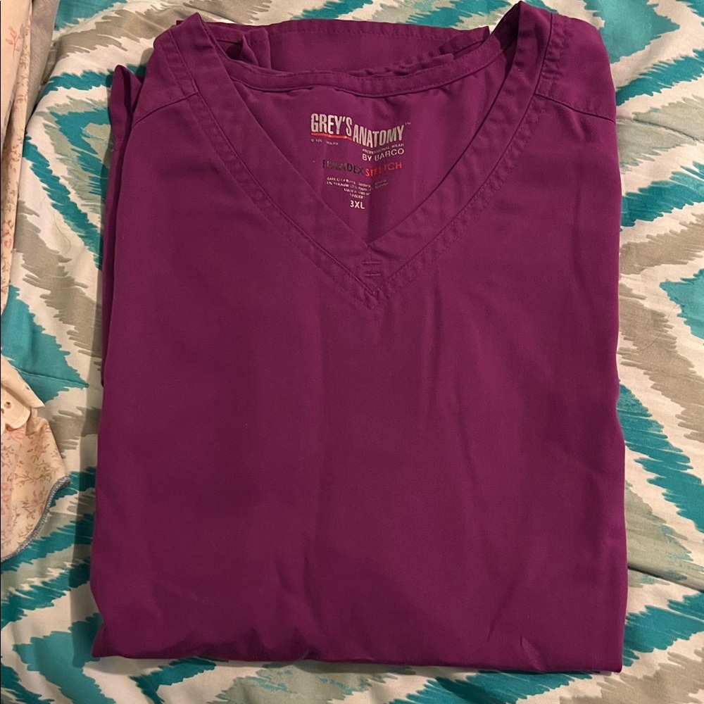 Grey's Anatomy Women's V-Neck Purple scrub top